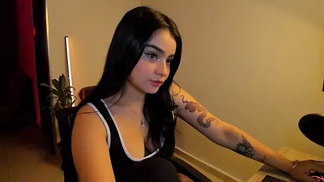 ConnieFontane on StripChat 