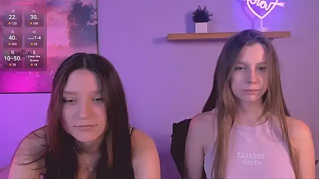 dana_sweet__ on StripChat 