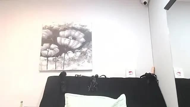 DonnaJoness — 2 lush + 2 min control