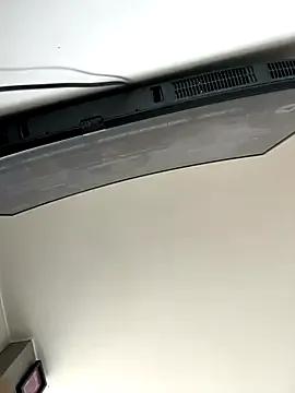 EemaHaruki on StripChat 