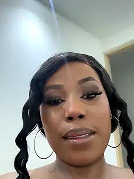 Elie-3 on StripChat 