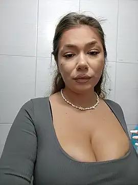 Ella_sweety on StripChat 