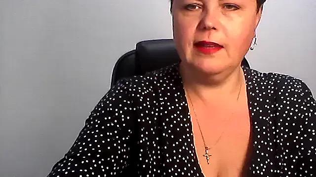 EllaLove2277 on StripChat 