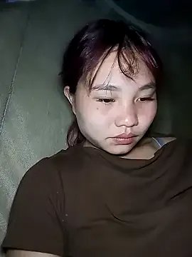 EllyBaby20 on StripChat 