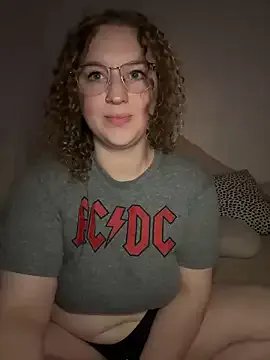 EmmieRae on StripChat 