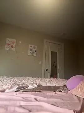 gigifox220 on StripChat 