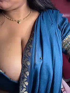 GLaM_GoDdEsS_143 — fuck me    