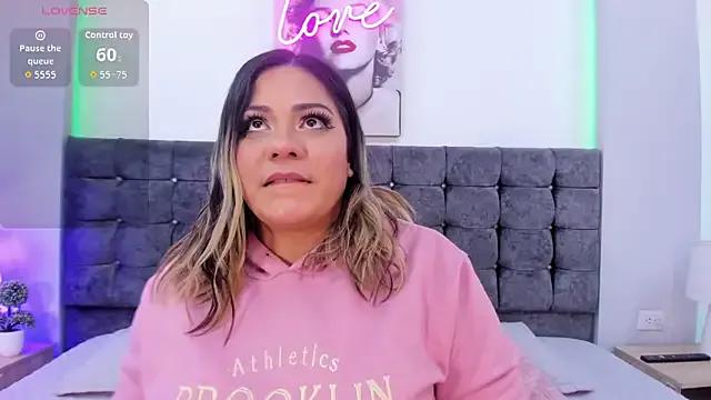 isabella_horney_ — bounce tits