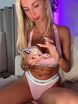 JezzyHill — Freechat on StripChat