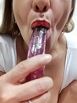 kata_77 on StripChat 