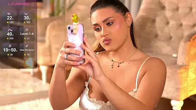 KayaAzur on StripChat 