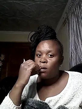 KINKYBOOTI22 on StripChat 