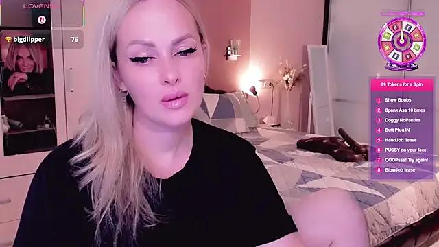 Libby_Nora on StripChat 