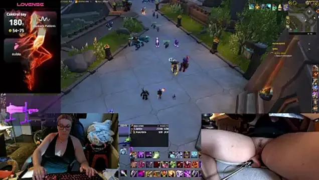 lili-hot-77 on StripChat 