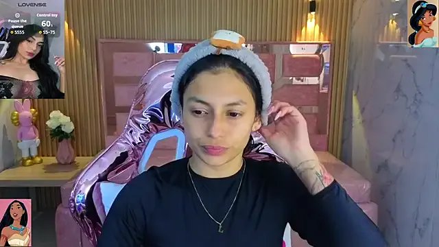 lilith_petit_sub on StripChat 