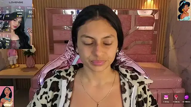 lilith_petit_sub on StripChat 