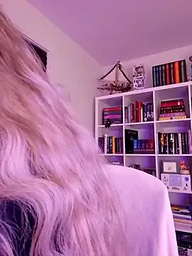 LilyOrion on StripChat 