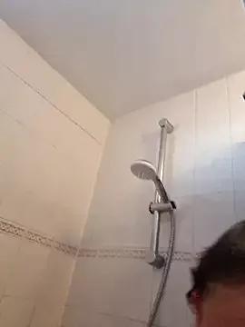 littleladyshelly on StripChat 