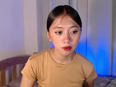 lovely_kiannaHugecock — feeling hottt lets cum