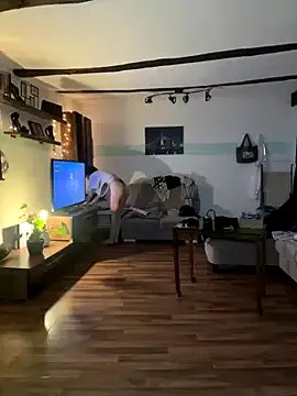 Miiaaa- on StripChat 