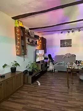 Miiaaa- on StripChat 