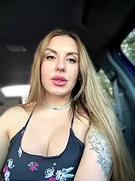 MilfNextDoor20 — Naked 