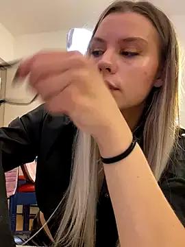 MistressMommyKate's avatar