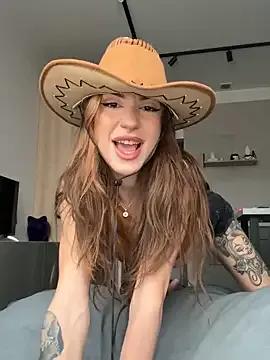 mollyyank on StripChat 