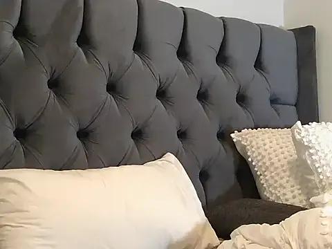 nancy111 on StripChat 