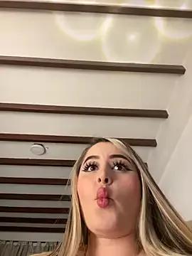 natashasweet on StripChat 