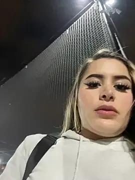 natashasweet on StripChat 