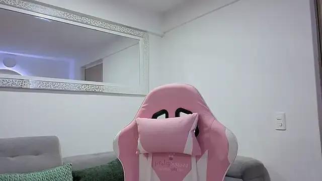 nelumbonucifera's avatar