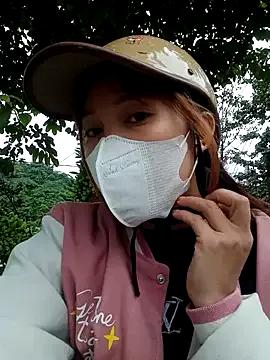 nhinhi-sexy on StripChat 