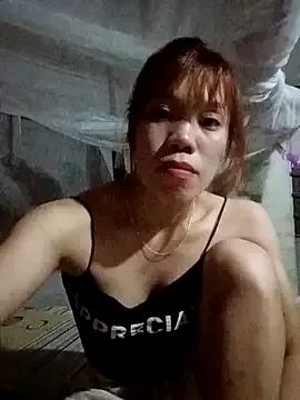 nhinhi-sexy on StripChat 