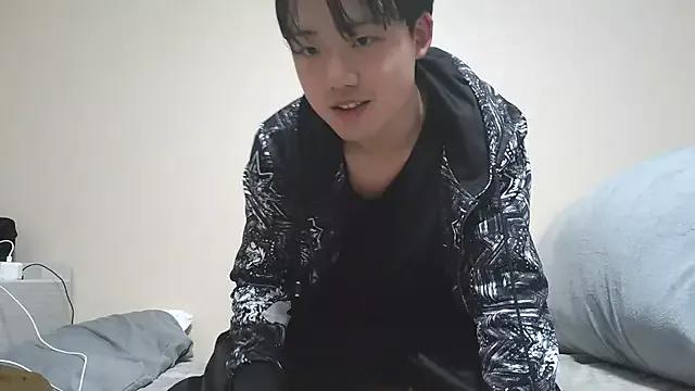 nunnun00 on StripChat 