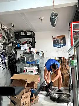 Paul22cm- — remove shirt for 1 minute