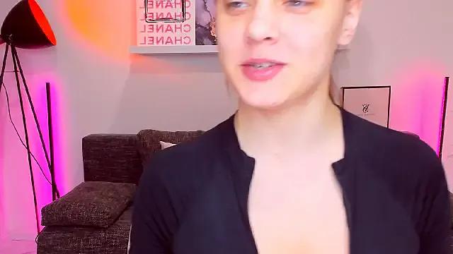 rora_skyline — show hand bra