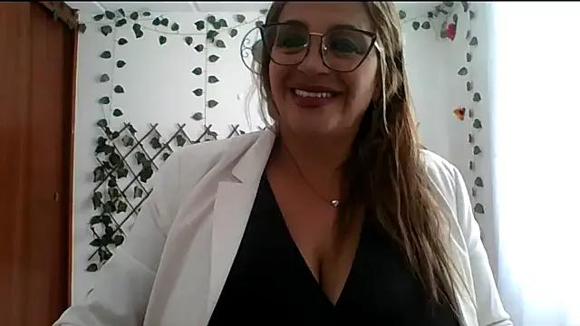 RossanaLionheart on StripChat 