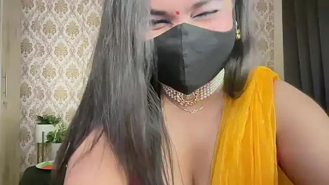 SamairAhh on StripChat 