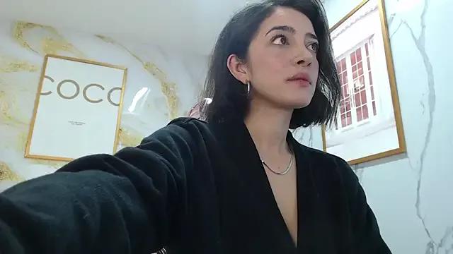 sara_lopez_s on StripChat 