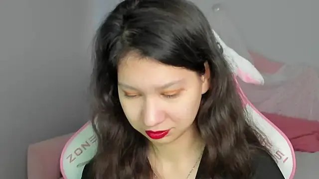 SaraDenars on StripChat 