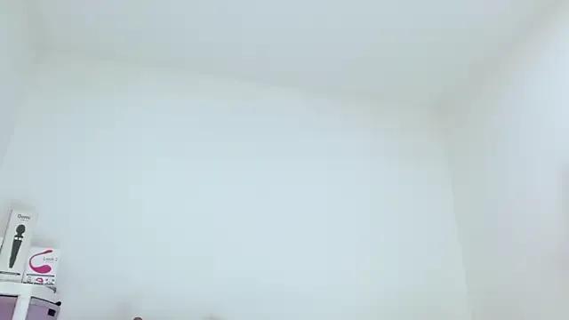 sashacreamy_ on StripChat 