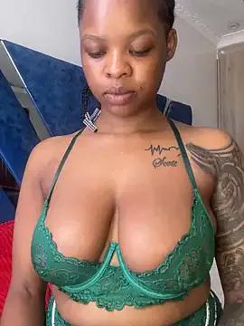 SexxyLunar — Lets have fun daddy