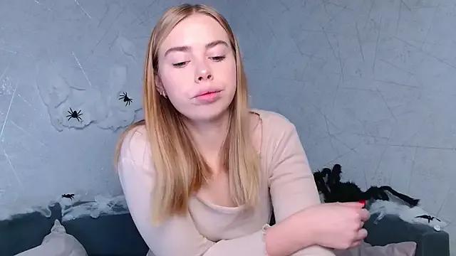 sofiaa_here — 2 fingers in the ass
