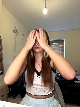 Summer21k on StripChat 