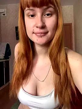 Sweet_white_chocolate on StripChat 