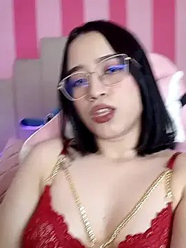 SweetAnya01 on StripChat 