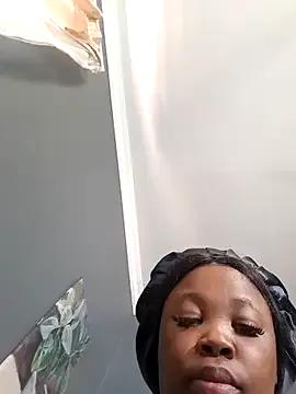 SWEETDOLLY29XX — Freechat on StripChat