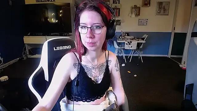 TattooedGirlDK on StripChat 