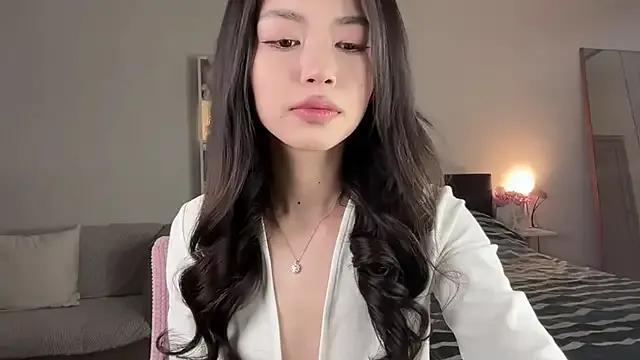 yourlittlesunrise_ — Get me soaking wet.